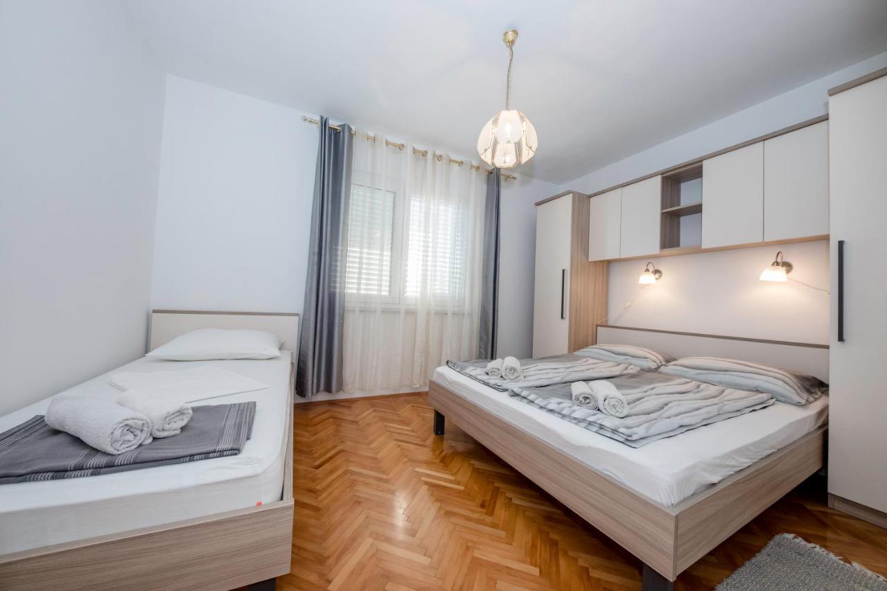 Apartments And Rooms Bolero Rab Town Exterior photo
