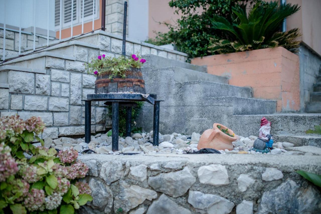 Apartments And Rooms Bolero Rab Town Exterior photo