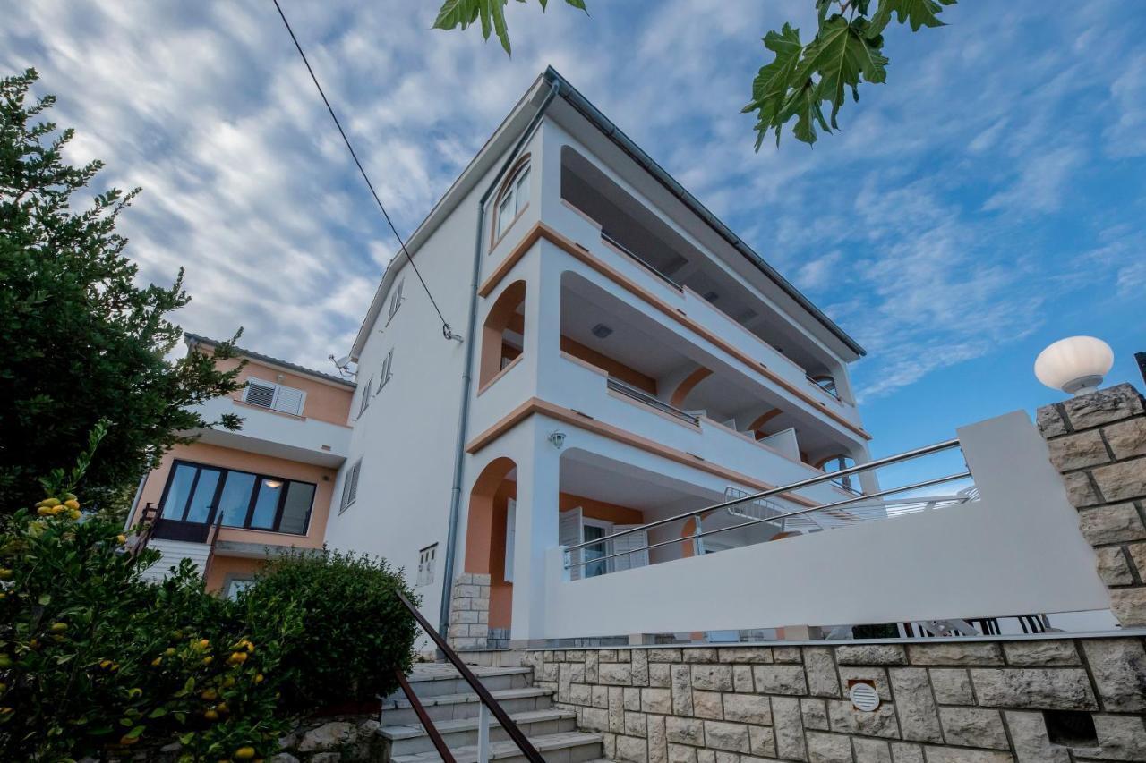 Apartments And Rooms Bolero Rab Town Exterior photo