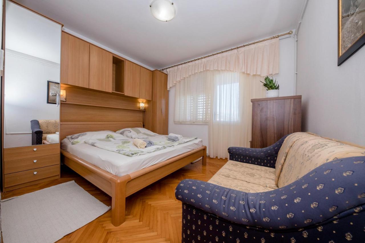 Apartments And Rooms Bolero Rab Town Exterior photo